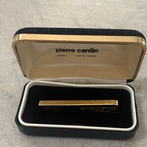 Vintage Pierre Cardin Gold Slim Tie Bar. Brand new